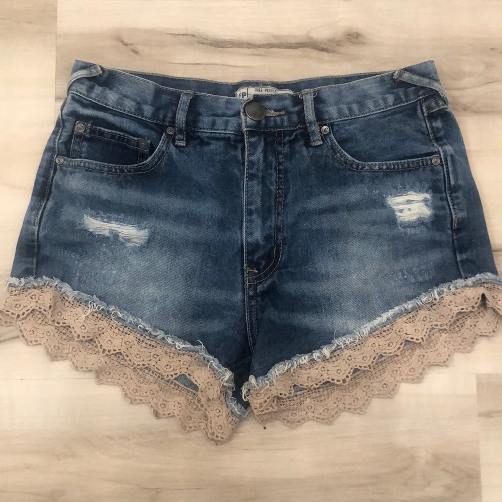 Free People Daisy Chain Lace Denim Shorts / Dark Wash